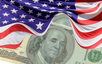 Dollar slides as traders bet on early Fed rate cuts amid talk of Powell replacement