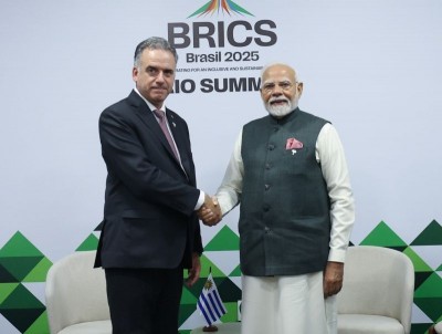 PM Modi meets Uruguay President on sidelines of 17th BRICS Summit in Rio de Janeiro