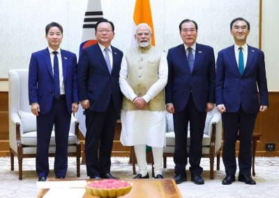 Narendra Modi meets South Korean special envoy