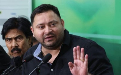 Tejashwi Yadav mulls boycotting Bihar polls over SIR, says 'no point in holding elections when people can't vote'