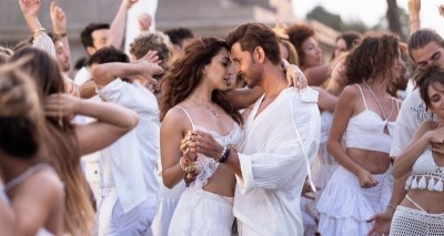 War 2: Hrithik Roshan, Kiara Advani's electrifying chemistry captured in Aavan Jaavan song