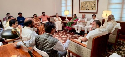 'Unwarranted on the democratic rights of political parties': INDIA bloc backs Rahul Gandhi after SC slams his 'Chinese intrusion' remark