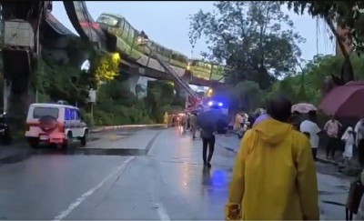 Monorail train with 400 passengers breaks down in Mumbai amid heavy rains