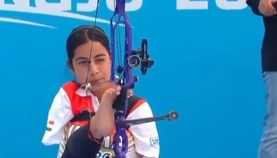 Jammu and Kashmir's Armless archer Sheetal Devi,18, clinches gold at Para World Archery Championships
