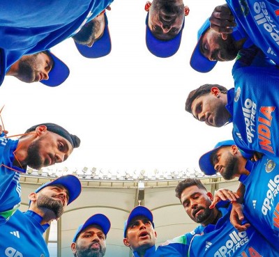 Australia beat India by seven wickets in rain-hit match; Kohli, Rohit Sharma fail to deliver