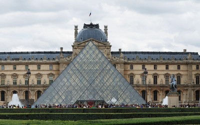Louvre jewel heist: 2 arrested week after $102 million jewel theft while fleeing France
