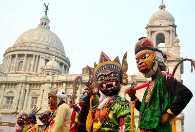 Gomira Mask Dance Lights Up World Heritage Week at Victoria Memorial