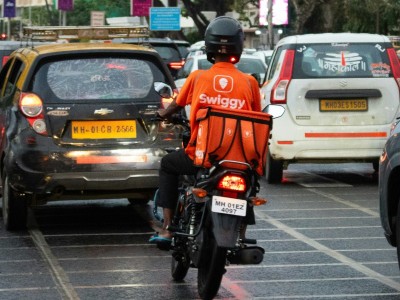 Bengaluru man leaves ₹25 LPA job to become food delivery rider — His genius reason stuns internet