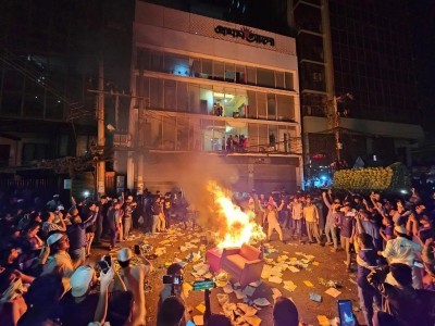 Hadi killing fallout: Why mob ransacked and torched Dhaka’s leading media houses