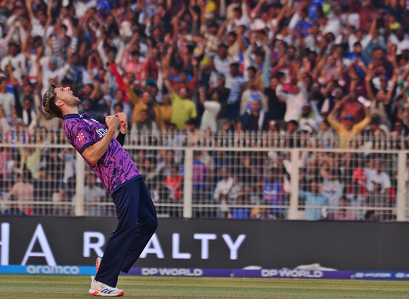 In Images: England beat Scotland at Eden Gardens