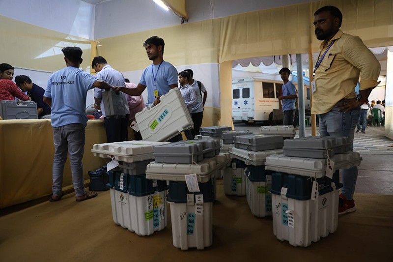 In Images: Poll preparedness peaks as VVPAT machines reach Kolkata centres ahead of final Bengal voting phase
