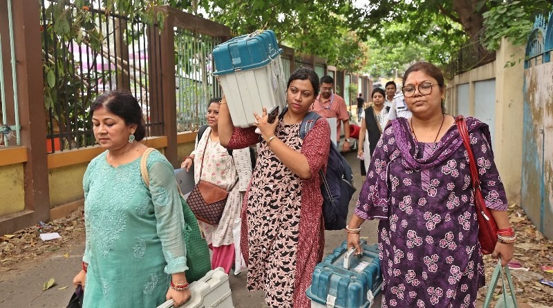 In Images: Polling teams gear up ahead of final phase of West Bengal Assembly Elections