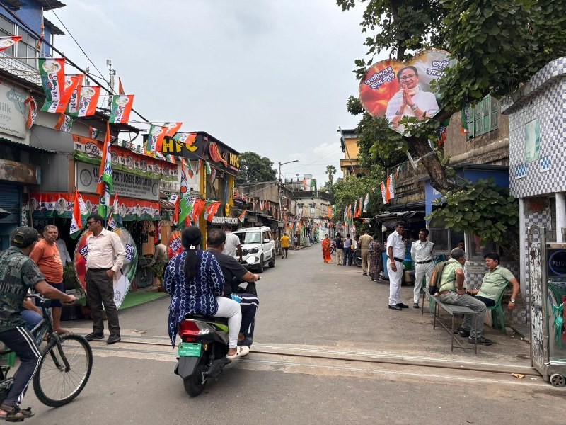 In Images: Barricades removed outside Mamata Banerjee’s Kolkata home, public access restored