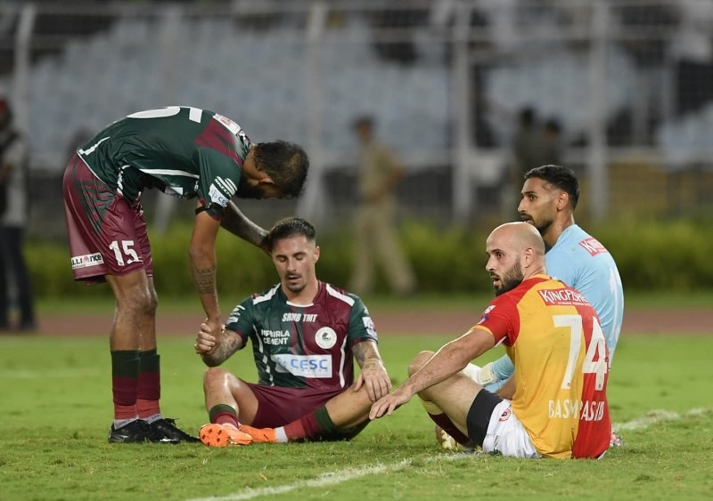In Images: Kolkata witnesses electrifying Mohun Bagan-East Bagan derby