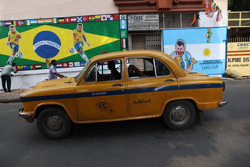In Images: Kolkata's streets turn yellow and green as Neymar, Raphinha World Cup murals come alive