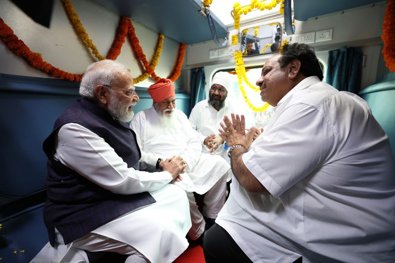 In Images: PM Modi inaugurates infrastructure projects in Punjab, interacts with passengers