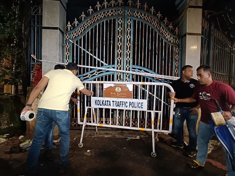 In Images: Trail Of Grief As Kolkata'S Chorbagan Durga Puja Tragedy Claims 18 Lives