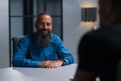 99% of jobs could disappear by 2027, AI expert warns