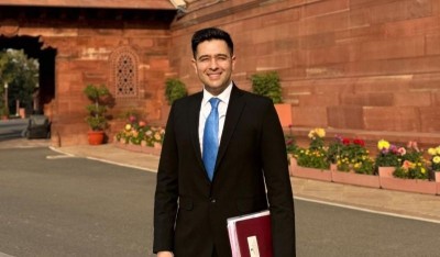 Jolt to AAP! Raghav Chadha, six others MPs join BJP